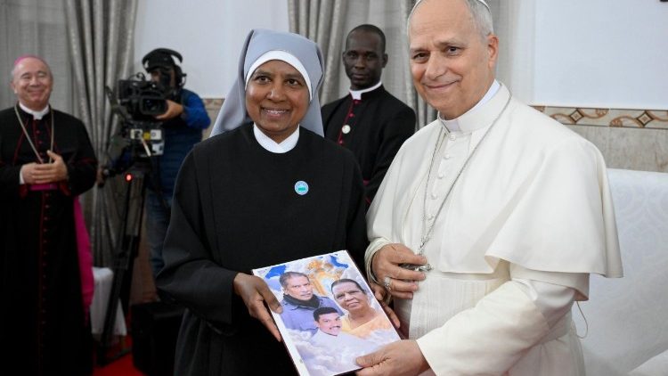 Papa alikwenda kutuo cha kutunzia wazee