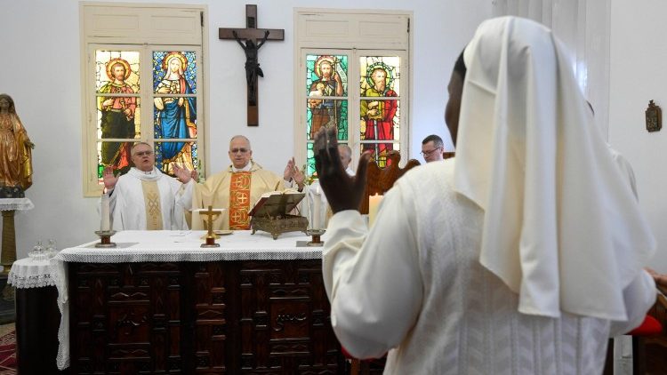 Mše na nunciatuře v Alž&iacute;ru, 15. 4. 2026