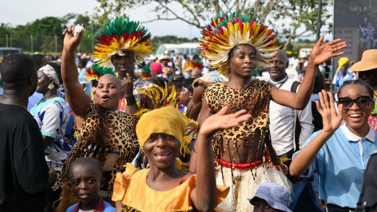 Un accueil chaleureux r&eacute;serv&eacute; au Pape L&eacute;on XIV