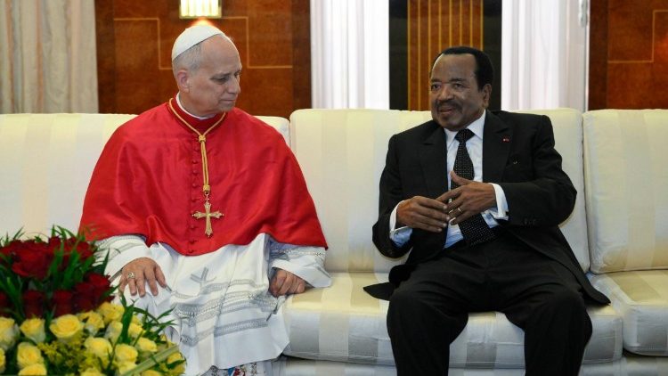 Papa e o presidente de Camar&otilde;es 