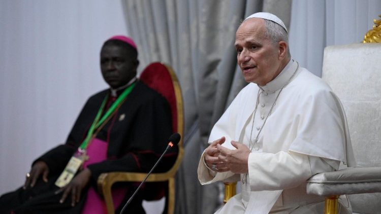 Papež při rozhovoru s kamerunsk&yacute;mi biskupy