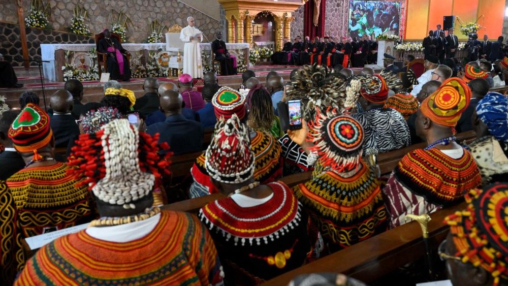 Setkání pro mír v katedrále svatého Josefa v Bamendě, 16. 4. 2026