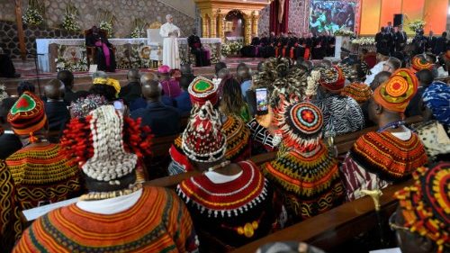 Св. Отец: &laquo;Мир не нужно изобретать – его нужно принять&raquo;