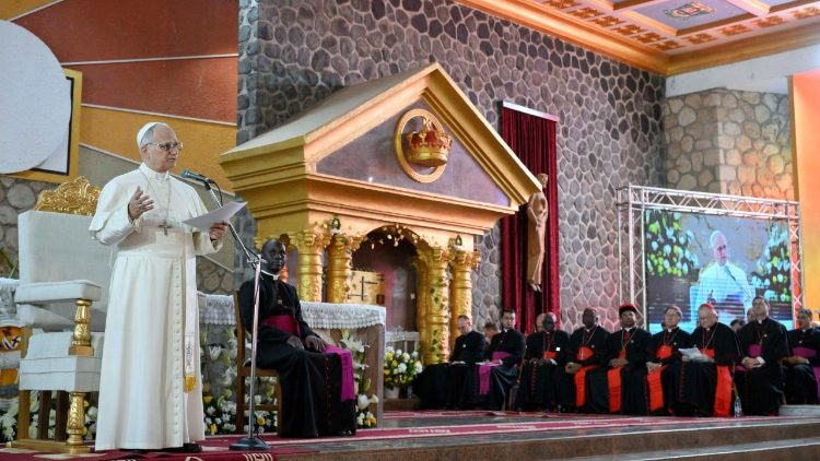 "Ningu&eacute;m escolhe os seus irm&atilde;os", "somos uma &uacute;nica fam&iacute;lia", disse o Papa em discurso