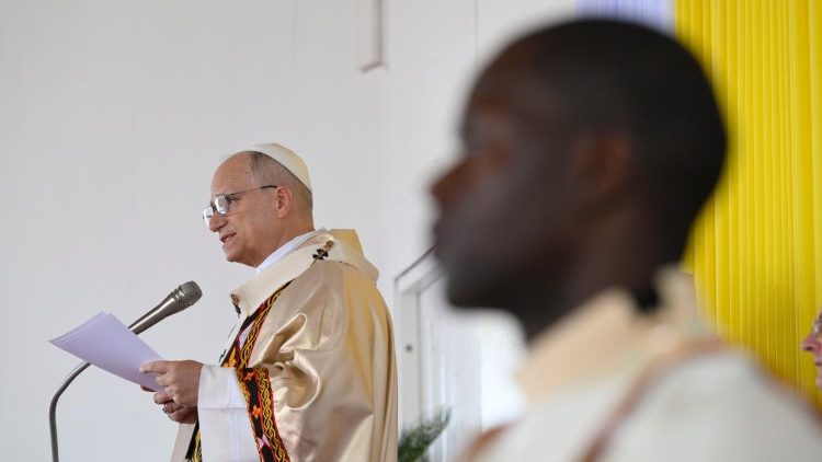 Il Papa al momento dell'omelia 