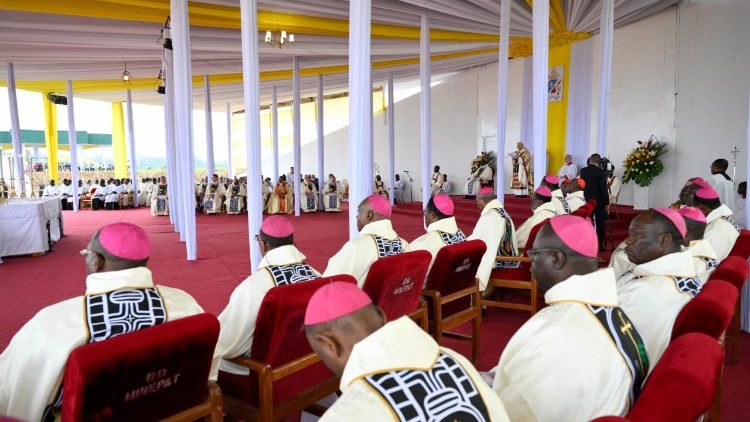 Святая Месса в Баменде 16 апреля 2026 г.