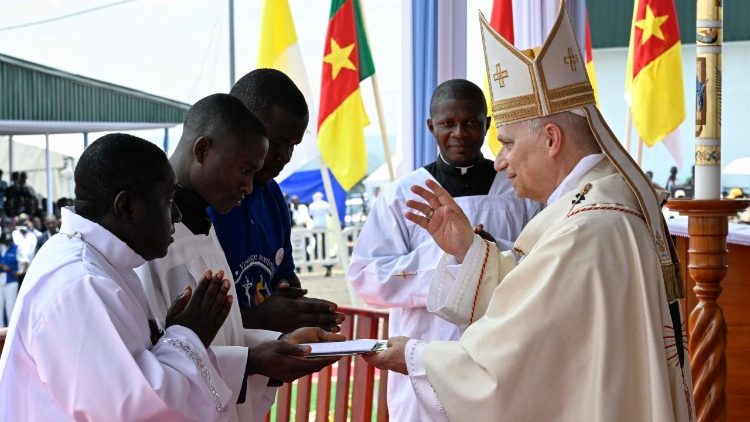 2026.04.17 Viaggio Apostolico in Camerun - Santa Messa al  Japoma Stadium