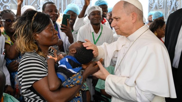 Pope Leo makes private visit to St. Paul Catholic Hospital in Douala]