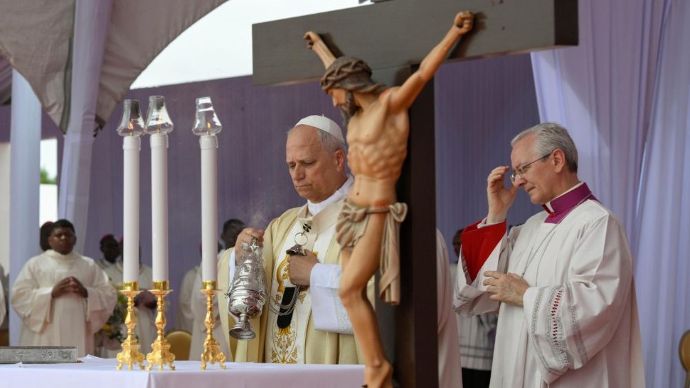 Mše svatá na pláni Kilamba na předměstí Luandy, 19. 4. 2026