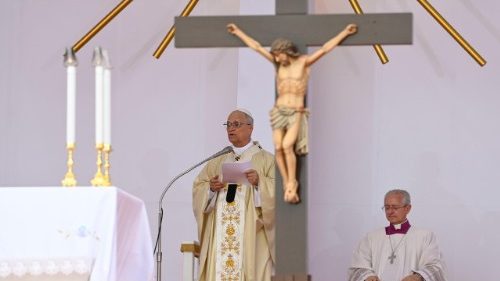Le&atilde;o XIV pede que as armas se calem na Ucr&acirc;nia e manifesta al&iacute;vio pela tr&eacute;gua no L&iacute;bano
