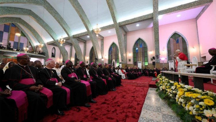 Setk&aacute;n&iacute; s duchovenstvem, řeholn&iacute;ky a katechety