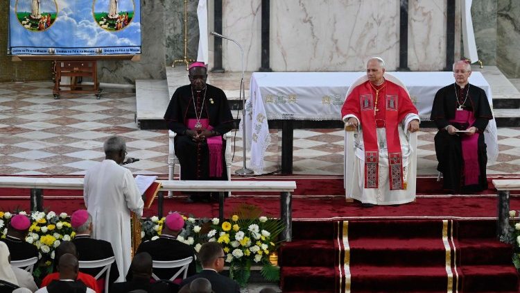 Setk&aacute;n&iacute; s duchovenstvem, řeholn&iacute;ky a katechety