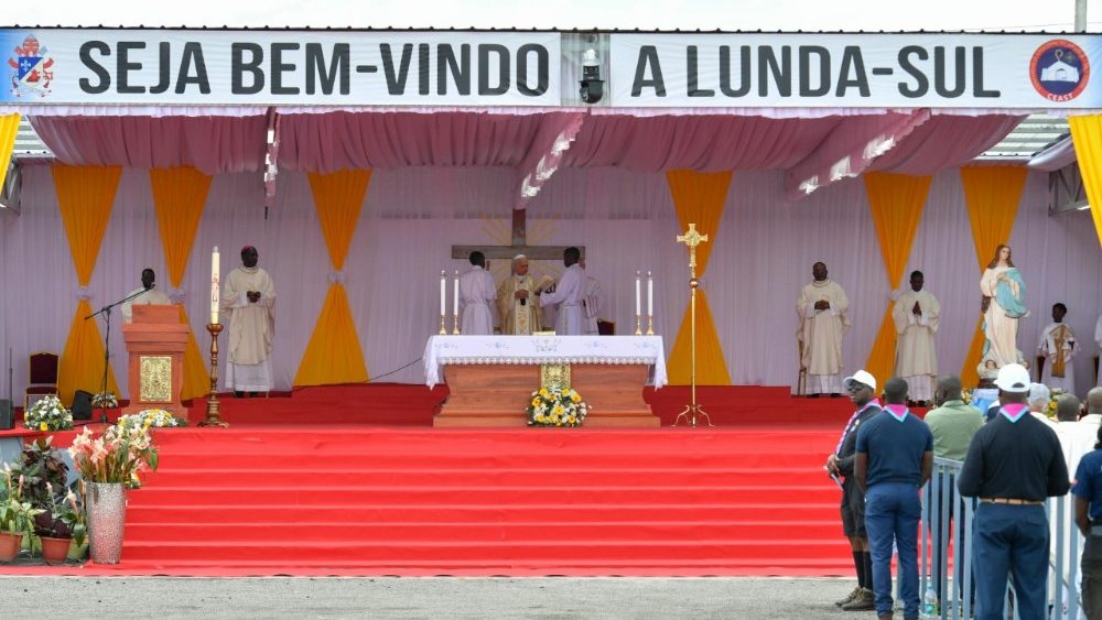 Mše svatá na pláni v Saurimu, 20. 4. 2026