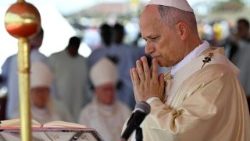 2026.04.20 Viaggio Apostolico in Angola - Santa Messa nella spianata di Saurimo