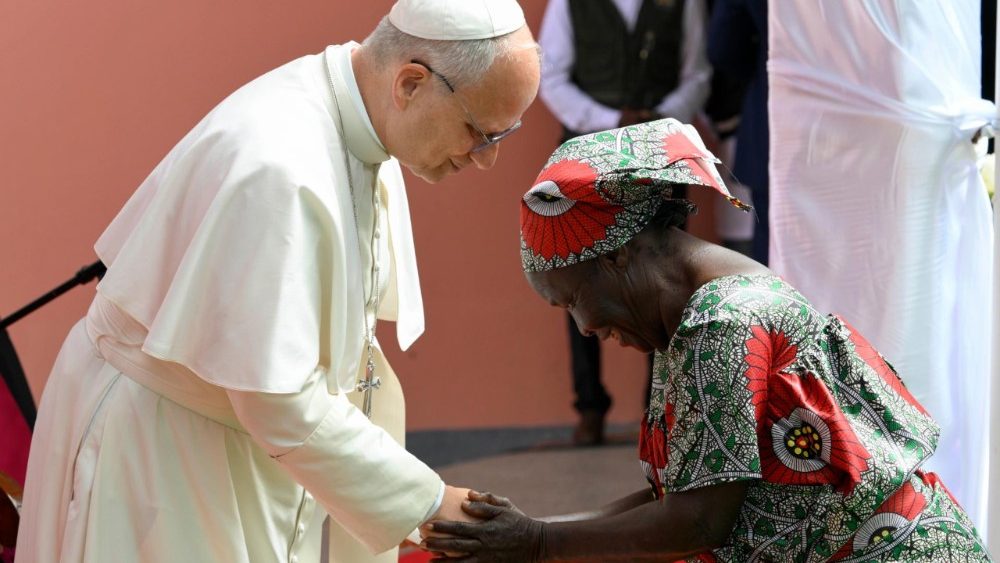 2026.04.20 Viaggio Apostolico in Angola - Visita alla Casa di accoglienza per anziani