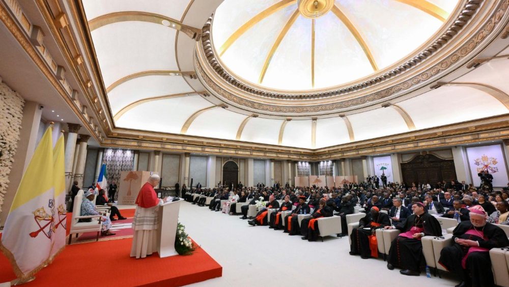 Setkání s autoritami, občanskou společností a diplomatickým sborem, 21. 4. 2026