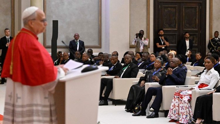 Setk&aacute;n&iacute; s autoritami, občanskou společnost&iacute; a diplomatick&yacute;m sborem, 21. 4. 2026