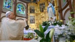 2026.04.22 Viaggio Apostolico in Guinea Equatoriale -  Santa Messa alla Basilica dellâ  Immacolata Concezione di Mongomo