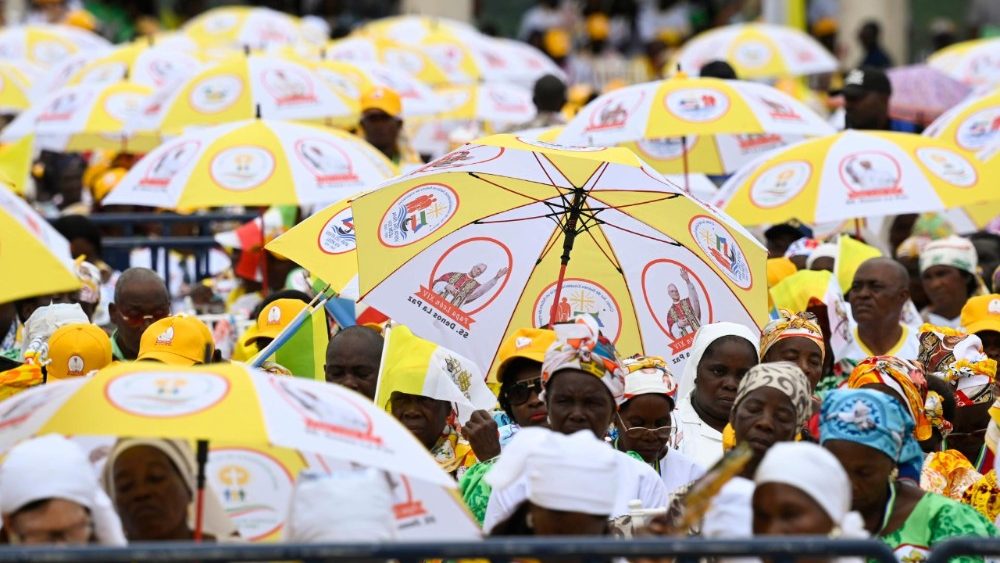 Mše svatá u baziliky Neposkvrněného početí v Mongomu, 22. 4. 2026