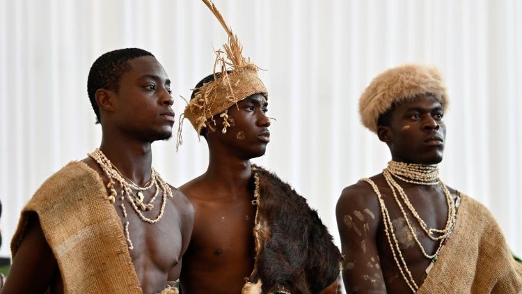 Ziara ya Papa wakati ya Mwisho huko Malabo, Guinea ya Ikweta.