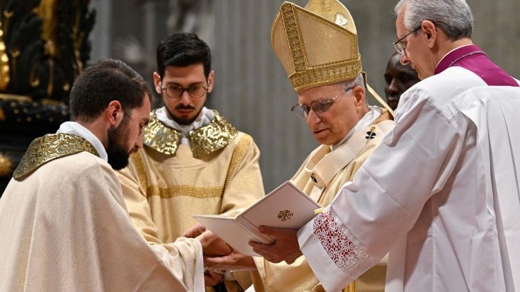 Papa Leo XIV akitoa Sakramenti ya Daraja Takatifu