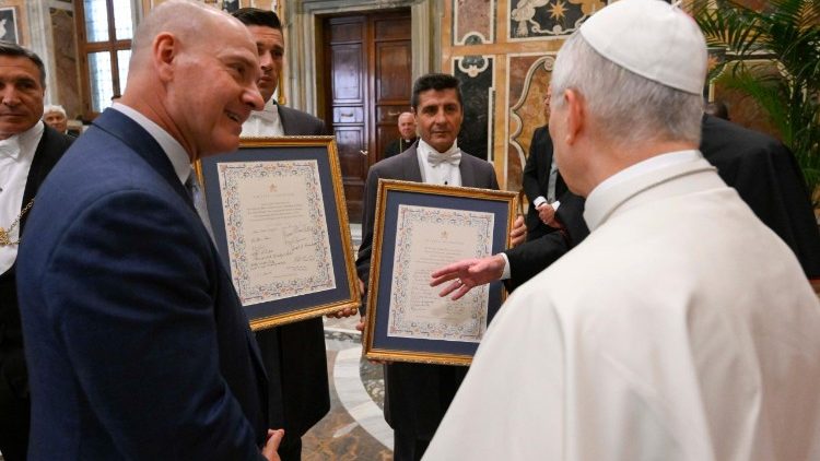 Папата с членовете на The Papal Foundation