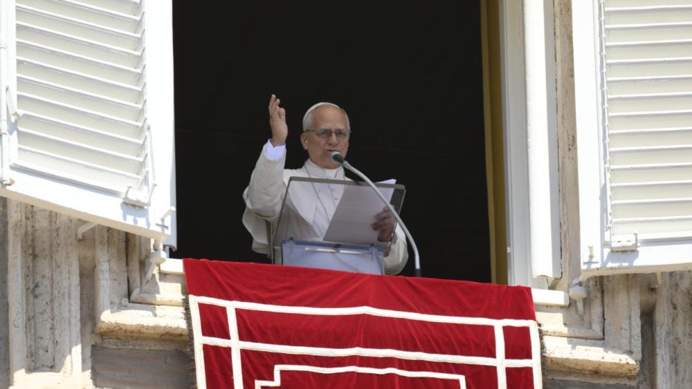 Papa Leoni XIV gjatë kremtimit të  Regina Caelit, në solemnitetin e Ngjitjes së Krishtit në Qiell