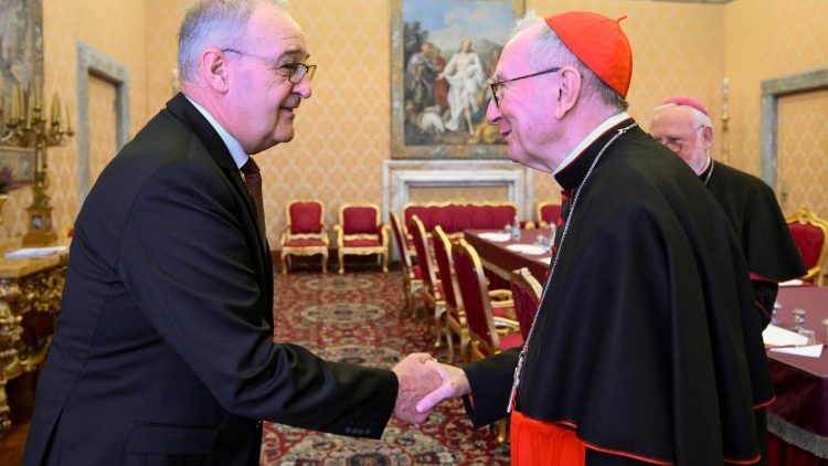 Guy Parmelin und Kardinal Pietro Parolin
