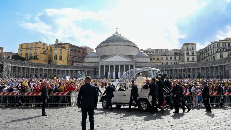 Cerca de 50 mil pessoas participaram do encontro com o Papa