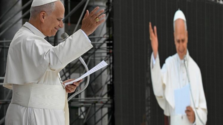 Il Papa pronuncia il suo discorso