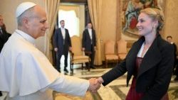 Pope Leo XIV receives members of the Edith Haberland-Wagner Foundation and Augustiner-Bräu
