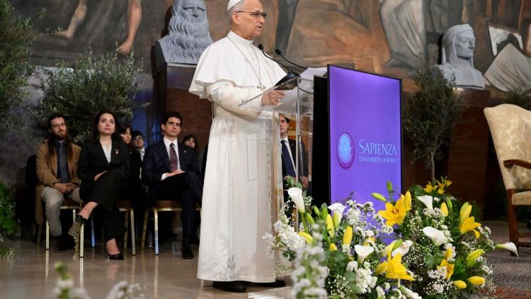 Pāvests "Sapienza" universitātē