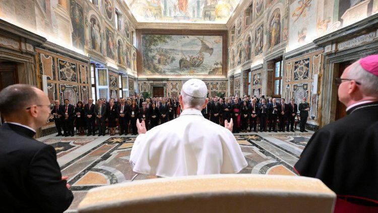 A audi&ecirc;ncia foi realizada na Sala Clementina, no Vaticano