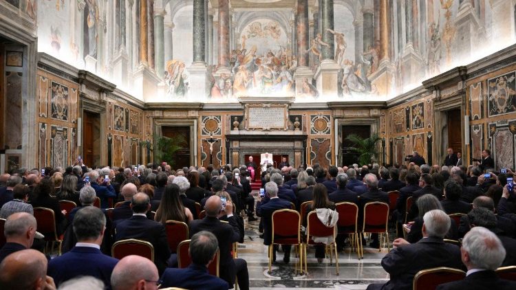Este s&aacute;bado 16 de mayo, el Pont&iacute;fice se ha reunido con los dirigentes y empleados de institutos bancarios italianos