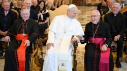 Leó pápa a Catholic Extension Society tagjaival