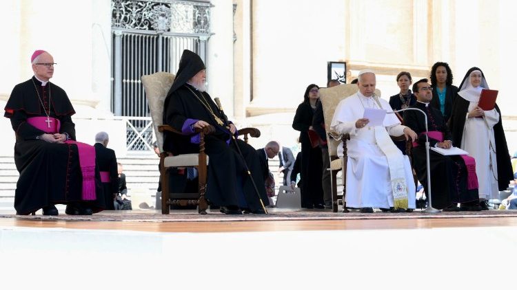 Likita lya banso ya Papa Léon XIV esika wapi Aram ya Yambo, Catholicos y'Arménie ya Cilicie, azalaki 