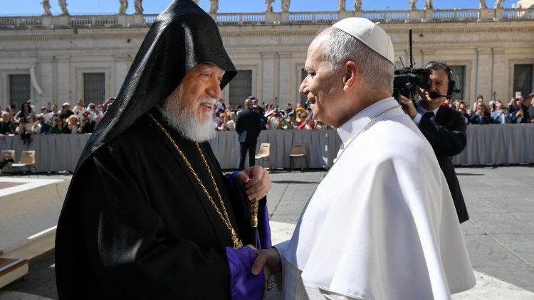 Le&oacute;n XIV y Aram I