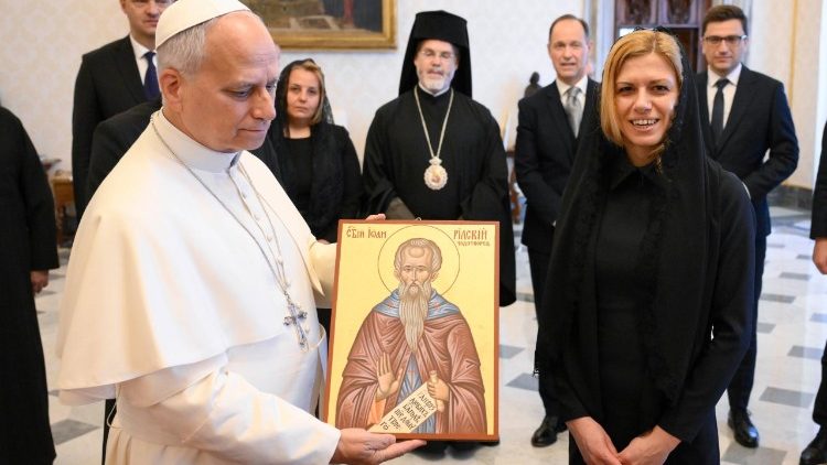 Папа Лъв XIV с българската делегация