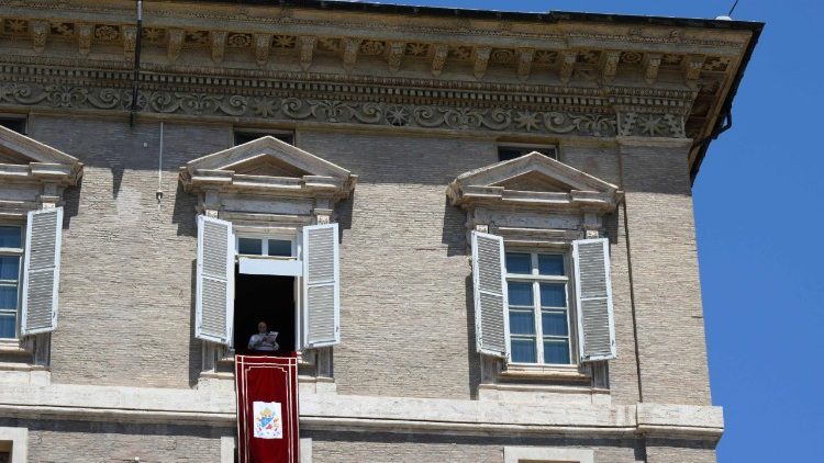 Papst Leo XIV. beim Regina Caeli am Pfingstsonntag 2026