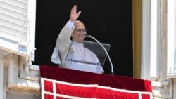 Papst Leo XIV. beim Regina Caeli am Pfingstsonntag