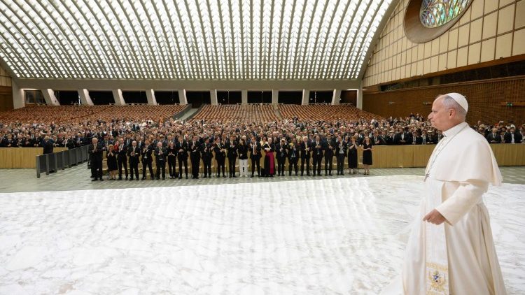  „Herzlich willkommen!“ - Papst Leo sprach die Begr&uuml;&szlig;ung seiner G&auml;ste auf Deutsch
