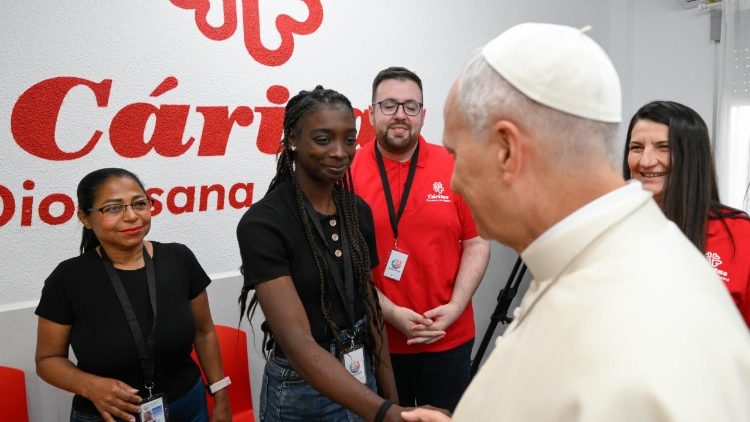 Đức Thánh Cha Lêô XIV thăm Trung tâm CEDIA 24 Horas của Caritas Tổng Giáo phận Madrid, Tây Ban Nha, ngày 06.06.2026.