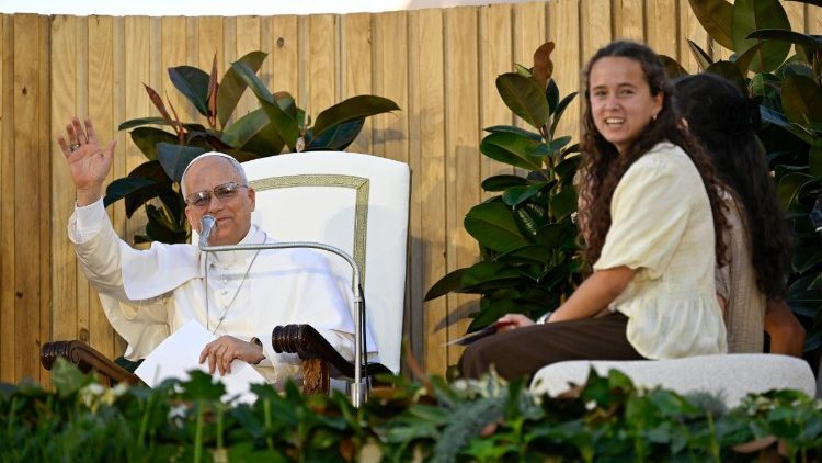 Papst Leo XIV. bei der Gebetsvigil mit den Jugendlichen auf der „Plaza de Lima“ in Madrid am Samstagabend, 6.6.2026