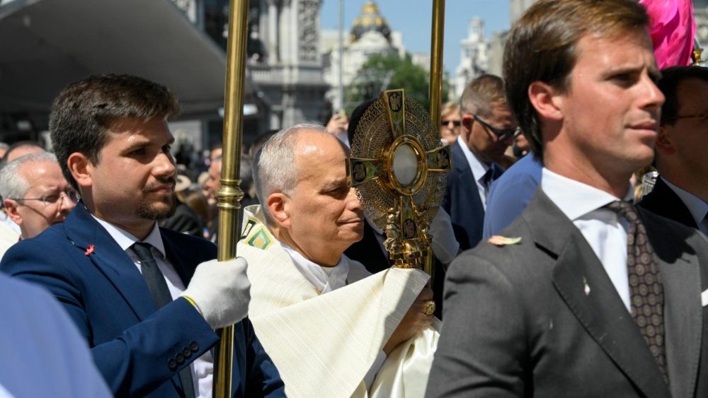 Mše svatá na Plaza de Cibeles, Madrid, 7. 6. 2026