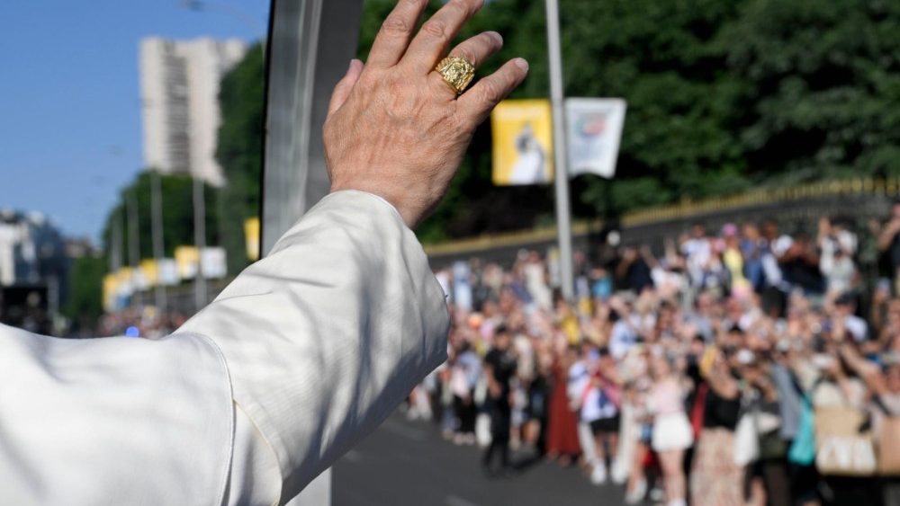 Pozdravy z papamobilu, 8. 6. 2026