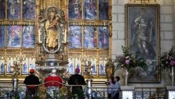 2026.06.08 Viaggio Apostolico in Spagna - Preghiera e omaggio alla Vergine dellâ  Almudena