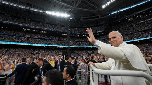 Lev XIV. diec&eacute;znej komunite v Madride: Buďte pre všetk&yacute;ch ako otvoren&aacute; Biblia