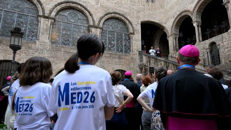 Papst Leo XIV. und die Jugend-Gruppe in Barcelona