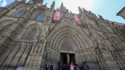 2026.06.09 Viaggio Apostolico in Spagna - Preghiera dellâ  Ora Media nella Cattedrale della Santa Croce e Santâ  Eulalia