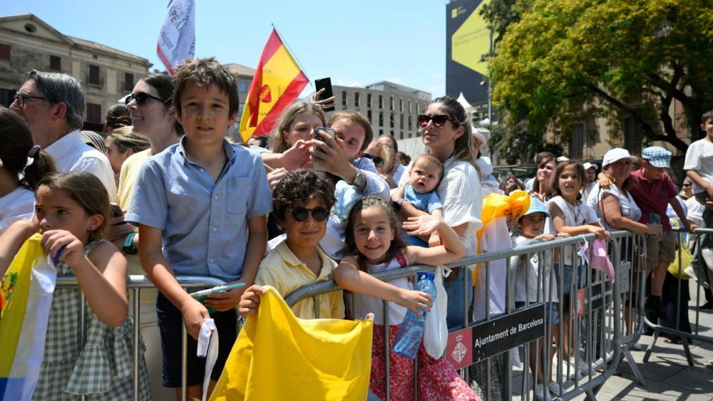 Barcelona empfängt Leo XIV.